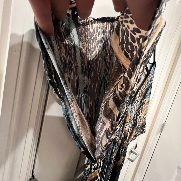 Dots Animal Print Top - Picture 3 of 6